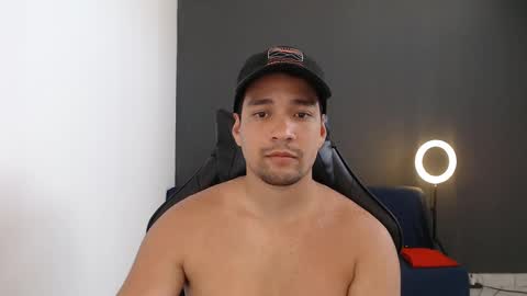 Snapshot of secretboy5000 chatting on 01-17-25, 03:00 Jex online show from 01-17-25, 03:00