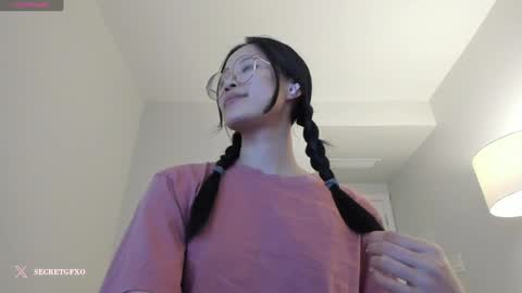 Snapshot of secretgirlfriendxo chatting on 12-15-24, 11:45 Angela online show from 12-15-24, 11:45