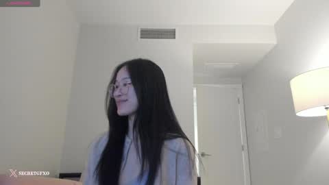 Snapshot of secretgirlfriendxo chatting on 02-05-25, 11:55 Angela online show from 02-05-25, 11:55