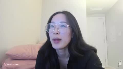 Snapshot of secretgirlfriendxo chatting on 02-22-25, 02:06 Angela online show from 02-22-25, 02:06