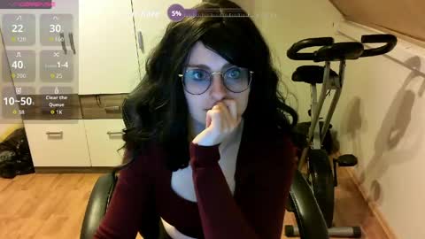 Snapshot of secretmia94 chatting on 04-15-26, 06:53 secretmia94 online show from 04-15-26, 06:53