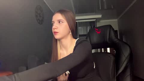 Nika online show from 04-23-26, 12:29