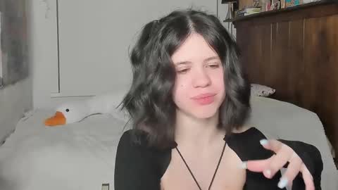 Snapshot of secretqueen_x chatting on 02-14-25, 04:20 Anna online show from 02-14-25, 04:20