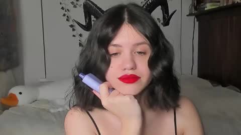 Snapshot of secretqueen_x chatting on 02-19-25, 12:14 Anna online show from 02-19-25, 12:14