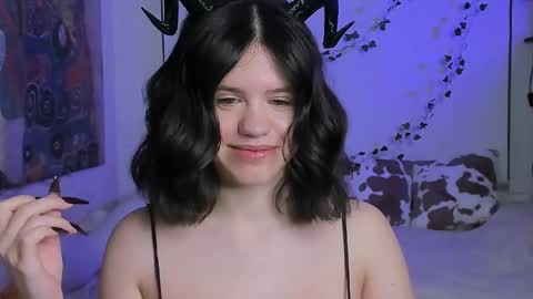 Snapshot of secretqueen_x chatting on 02-27-25, 02:32 Anna online show from 02-27-25, 02:32