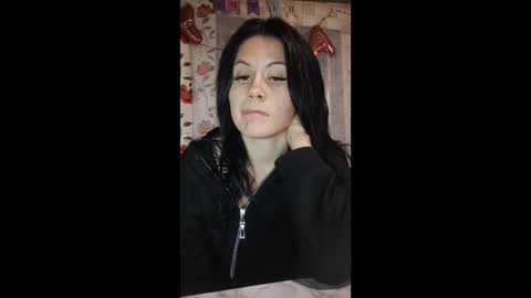 Snapshot of secretrose__ chatting on 10-22-25, 07:13 Lana online show from 10-22-25, 07:13