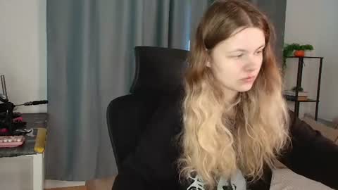 secrettier online show from 07-12-26, 05:09