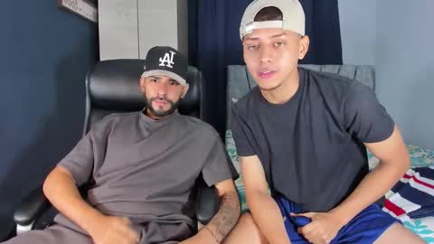 Snapshot of seductive_angel1 chatting on 10-10-25, 03:27 Angel online show from 10-10-25, 03:27