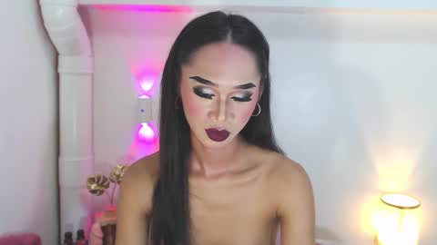 Snapshot of seductive_ashly chatting on 09-17-25, 12:45 ashly online show from 09-17-25, 12:45