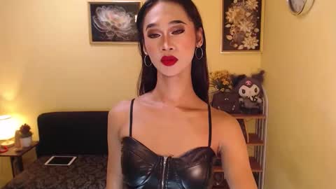 Snapshot of seductive_ashly chatting on 10-01-25, 12:11 ashly online show from 10-01-25, 12:11