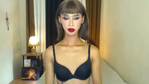 Snapshot of seductive_ashly chatting on 06-05-26, 05:47 ashly online show from 06-05-26, 05:47