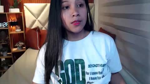 ellie online show from 11-10-25, 04:50