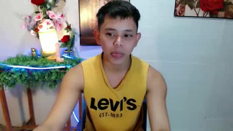 Snapshot of seductive_maxxx chatting on 05-24-26, 05:45 Max online show from 05-24-26, 05:45