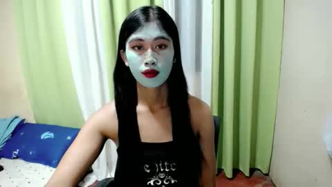 Snapshot of seductive_monicaxxx chatting on 05-26-26, 08:54 NIK online show from 05-26-26, 08:54