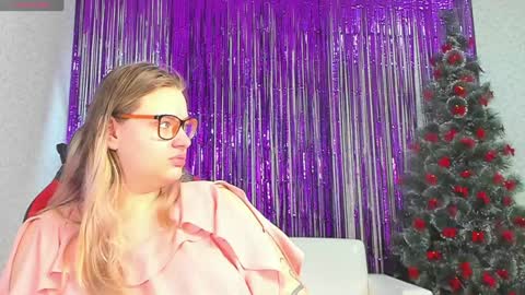 seductive_she_wolf online show from 12-26-24, 06:30