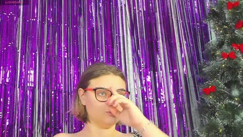 seductive_she_wolf online show from 01-04-25, 10:38