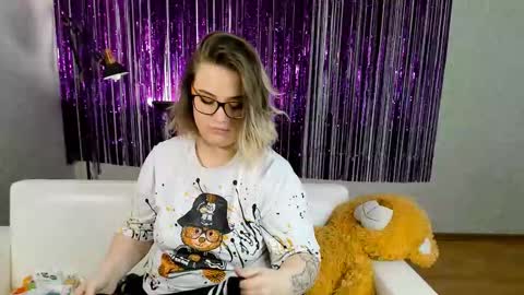 seductive_she_wolf online show from 03-01-25, 05:31
