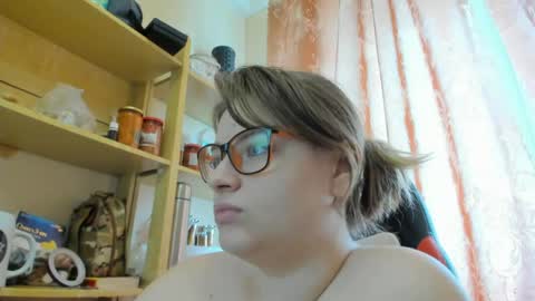 seductive_she_wolf online show from 04-23-26, 12:29