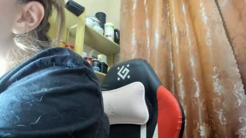 seductive_she_wolf online show from 04-24-26, 12:35