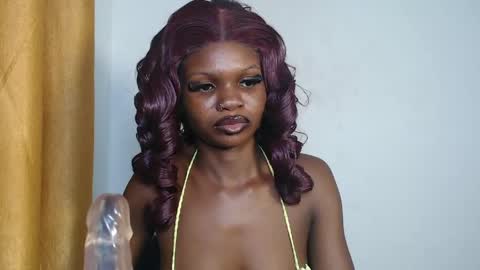 seductive_sugar247 online show from 05-18-26, 04:13