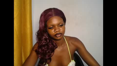 seductive_sugar247 online show from 06-12-26, 06:29