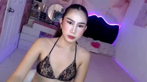 Vanessa online show from 05-15-26, 10:50