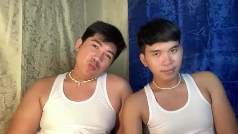 Snapshot of seductive_william chatting on 02-03-26, 03:17 William online show from 02-03-26, 03:17