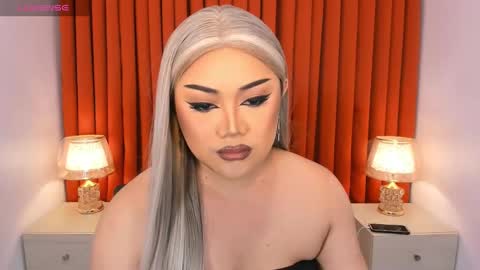 Natalie Mefford online show from 02-28-25, 05:37