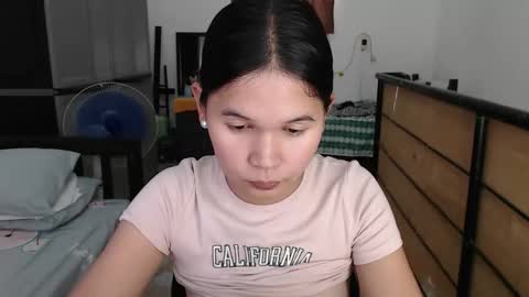 MEG online show from 04-12-26, 06:07