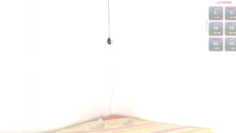 Estefany online show from 04-22-26, 01:01