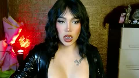 Snapshot of seductivestacyxx chatting on 10-07-25, 05:43 MISTRESS STACY online show from 10-07-25, 05:43