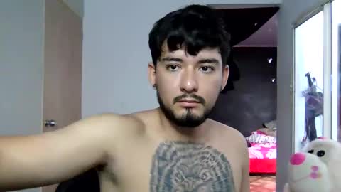 Snapshot of seduxionduo chatting on 10-29-25, 04:42 seduxionduo online show from 10-29-25, 04:42