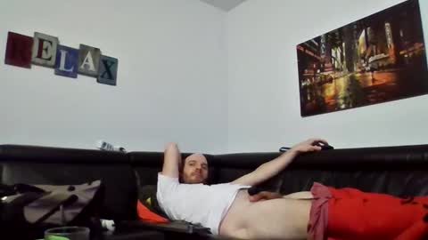 Snapshot of seeebi chatting on 09-17-25, 05:09 Sebastian online show from 09-17-25, 05:09