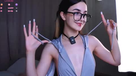 Slavia online show from 10-30-25, 01:01