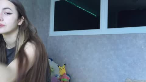 Slavia online show from 04-22-26, 06:05