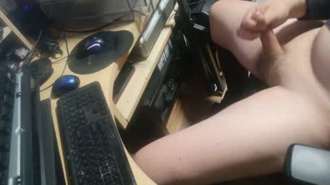 Snapshot of seeker404 chatting on 01-18-25, 11:00 Seeker online show from 01-18-25, 11:00