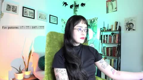 Snapshot of segismunda chatting on 06-04-26, 10:49 Luciana online show from 06-04-26, 10:49