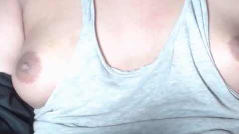 Snapshot of selda_ chatting on 12-17-24, 01:18 Selda online show from 12-17-24, 01:18