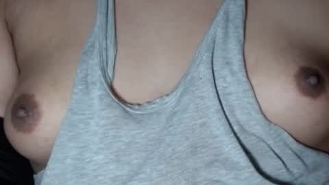 Snapshot of selda_ chatting on 12-17-24, 10:23 Selda online show from 12-17-24, 10:23