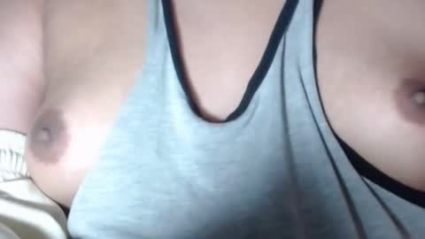 Snapshot of selda_ chatting on 12-28-24, 05:23 Selda online show from 12-28-24, 05:23