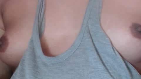 Snapshot of selda_ chatting on 02-19-25, 11:57 Selda online show from 02-19-25, 11:57