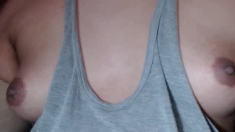 Snapshot of selda_ chatting on 02-20-25, 03:34 Selda online show from 02-20-25, 03:34