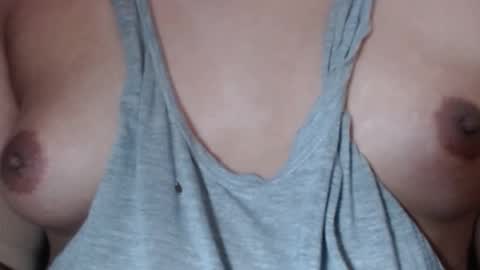 Snapshot of selda_ chatting on 02-23-25, 05:45 Selda online show from 02-23-25, 05:45