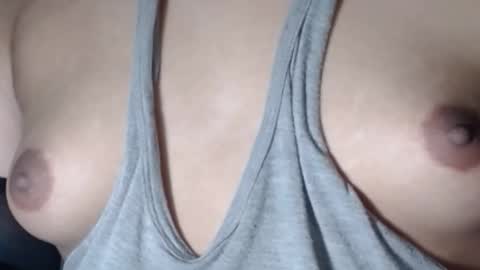 Snapshot of selda_ chatting on 09-20-25, 02:18 Selda online show from 09-20-25, 02:18