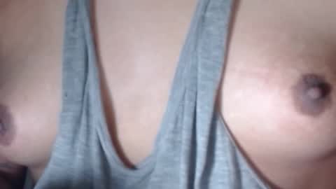 Snapshot of selda_ chatting on 11-08-25, 12:22 Selda online show from 11-08-25, 12:22