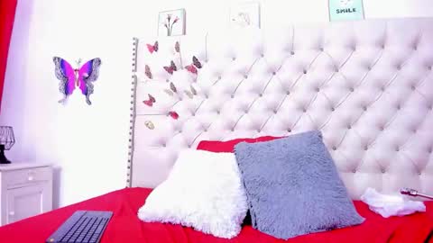 selena_beautyy online show from 02-02-26, 10:19