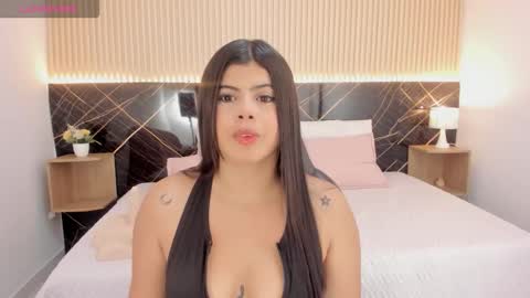 Selena online show from 02-12-26, 02:28