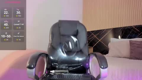 Snapshot of selena_diaz_ chatting on 07-31-26, 04:01 Selena online show from 07-31-26, 04:01