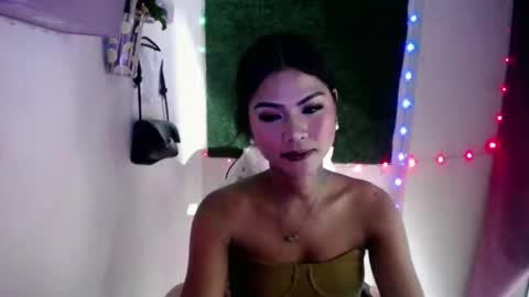 selena_fox2000 online show from 04-22-26, 05:36