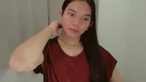 Snapshot of selena_fuckdoll chatting on 12-17-24, 06:13 Selena online show from 12-17-24, 06:13